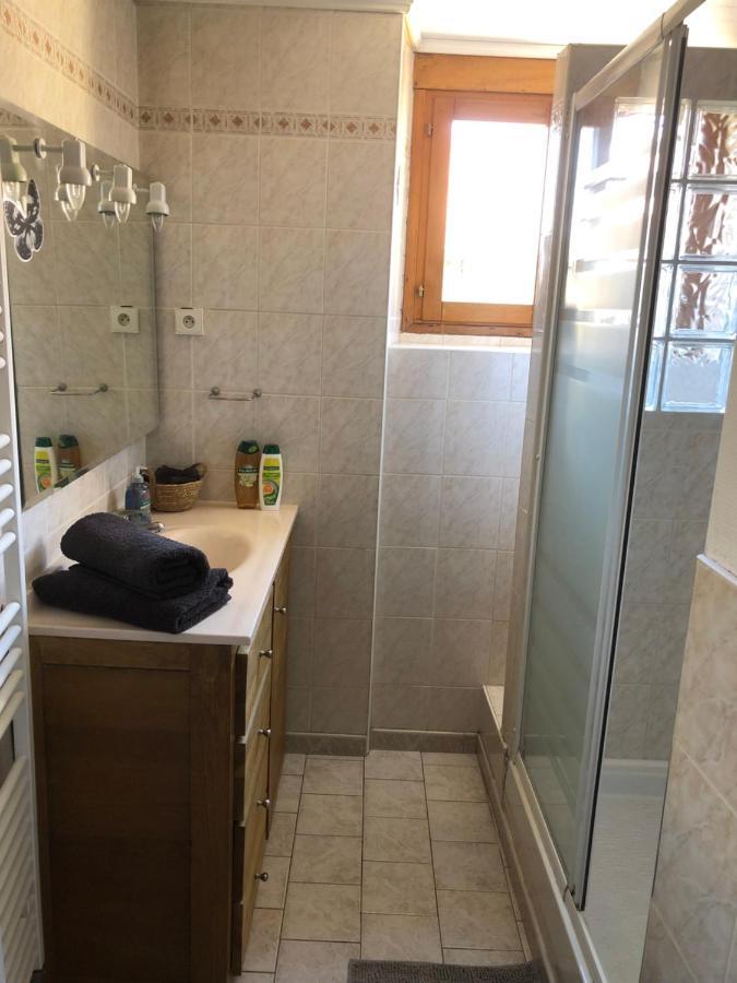 Spacieux Et Elegant Appartement Idealement Situe. Chamouilley Esterno foto